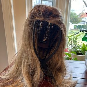Belle Tress wig style BT-6128